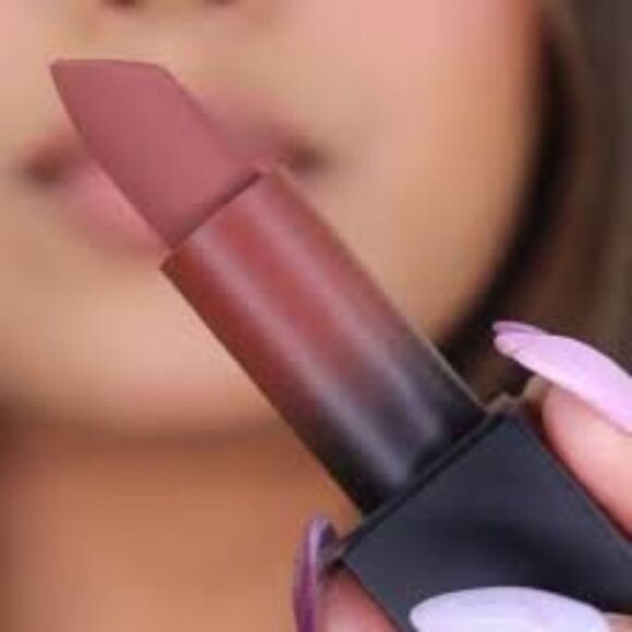 HUDA Beauty Matte Lipstick in Game Night (Rosey Brown) - Picture 7 of 15